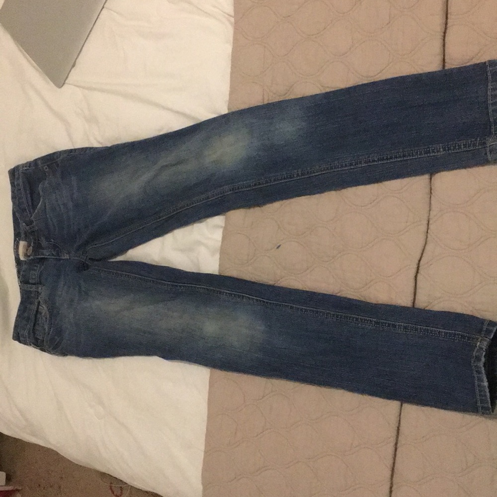 Mossimo distresses skinny jeans